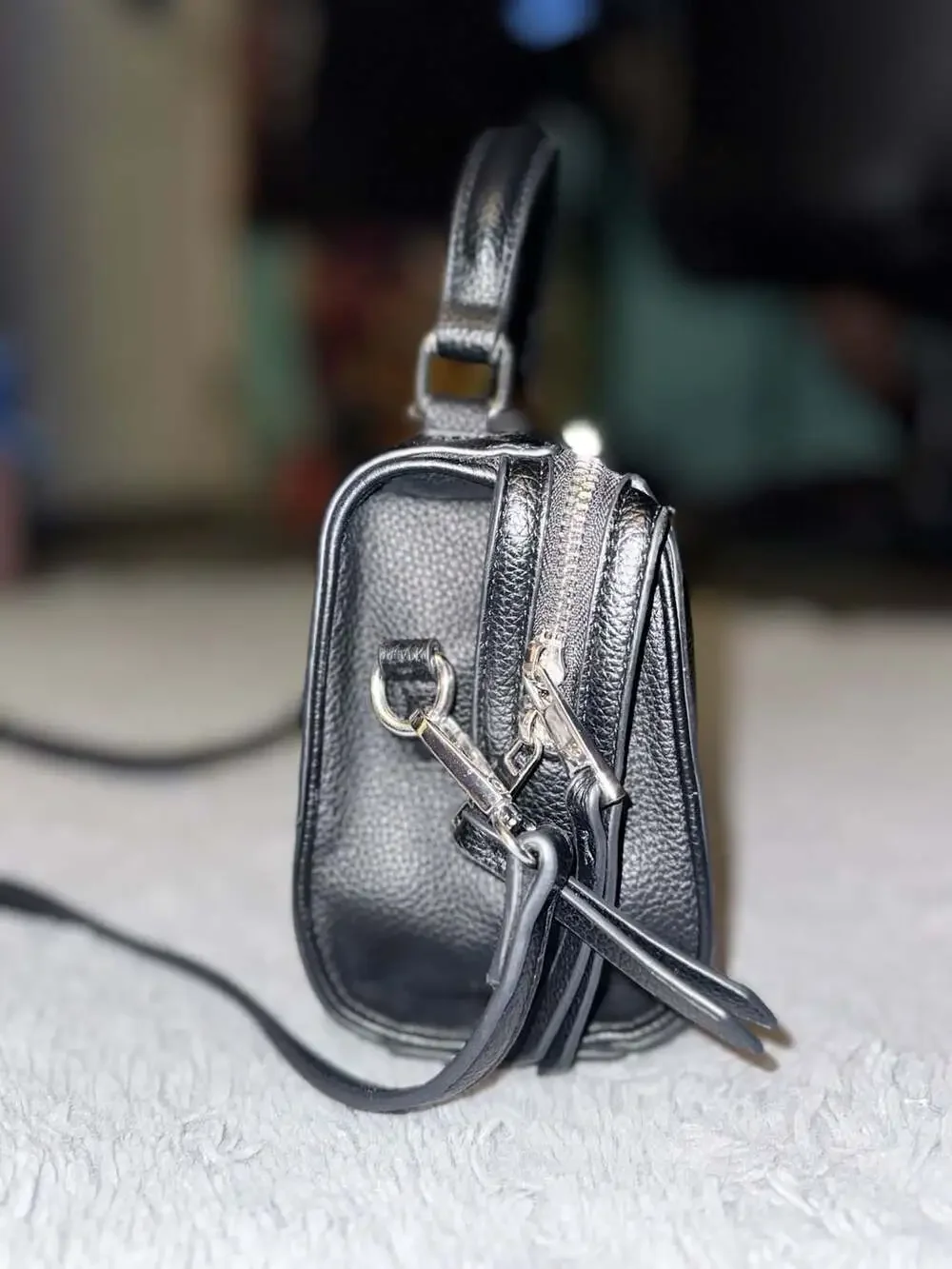 Peta + Jain black pebble